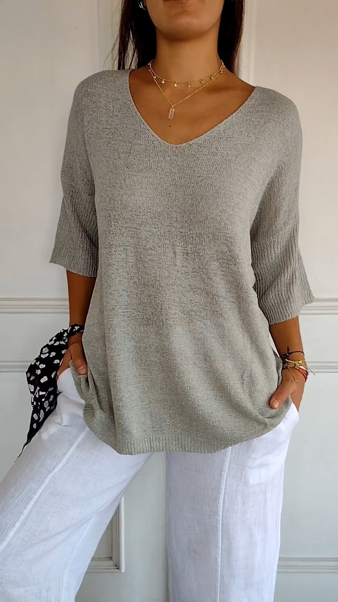 Pull à Col V Ajusté en Maille Fine