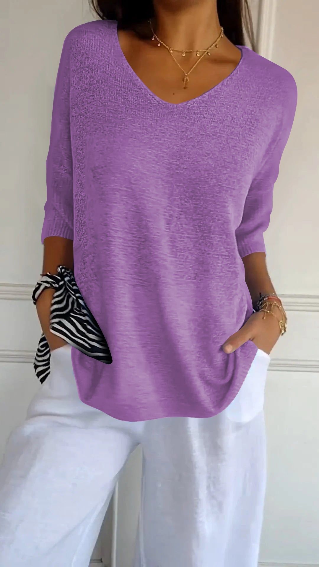 Pull à Col V Ajusté en Maille Fine
