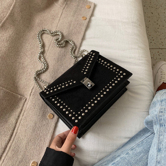 Sac Bandoulière Clouté Moderne