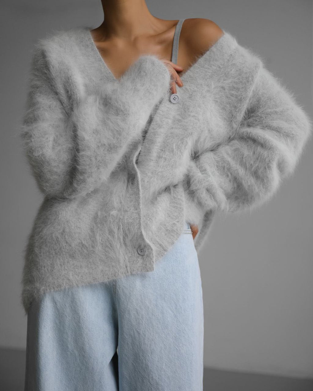 Cardigan à Boutons Col V en Maille Douce